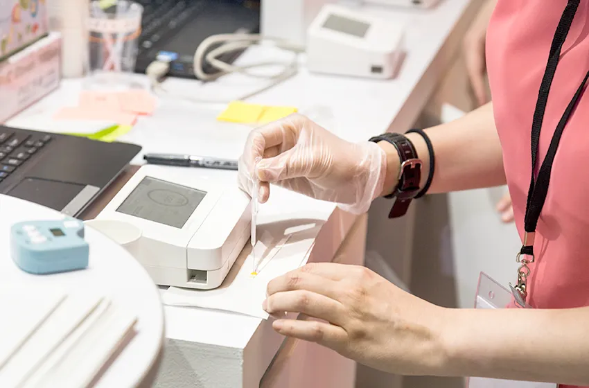 メンテナンス 予防歯科 唾液検査|岡山市北区の歯医者【グラン岡山歯科・矯正歯科】インプラントから虫歯治療まで幅広く対応