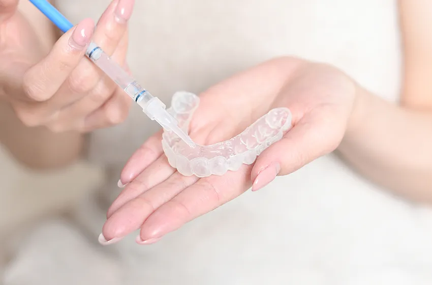 ホワイトニング ホームホワイトニング|岡山市北区の歯医者【グラン岡山歯科・矯正歯科】インプラントから虫歯治療まで幅広く対応